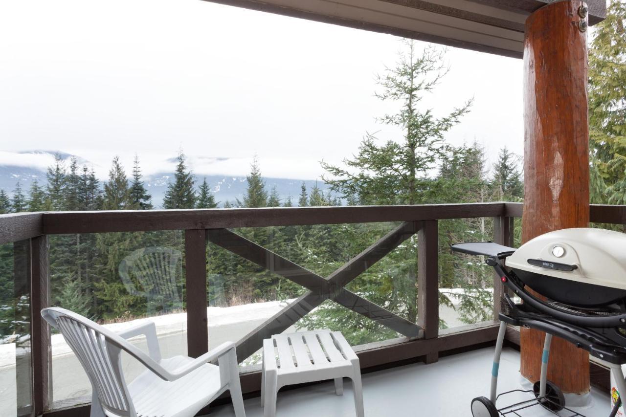 Painted Cliff 11 | Dog Friendly! Ski-In Ski-Out Benchlands Townhome W/ Hot Tub & Fireplace Whistler Kültér fotó